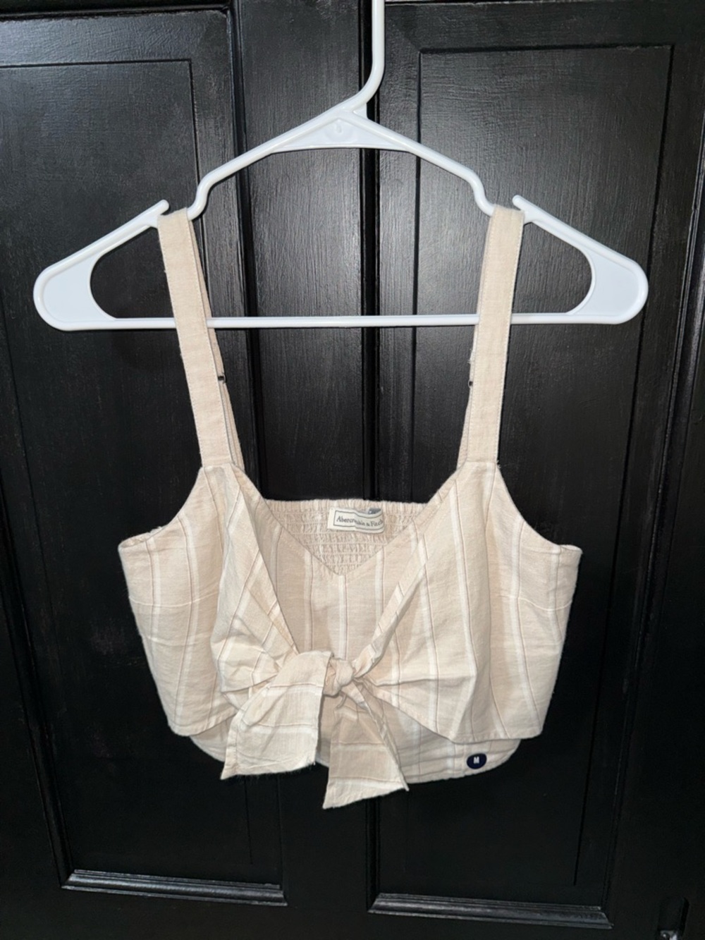 Abercrombie & Fitch Beige Tie-Front Crop Top